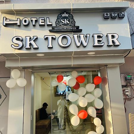 Hotel Sk Tower อุจเจน ภายนอก รูปภาพ
